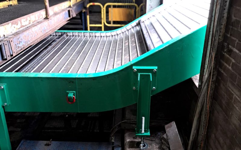 custom made chain conveyor